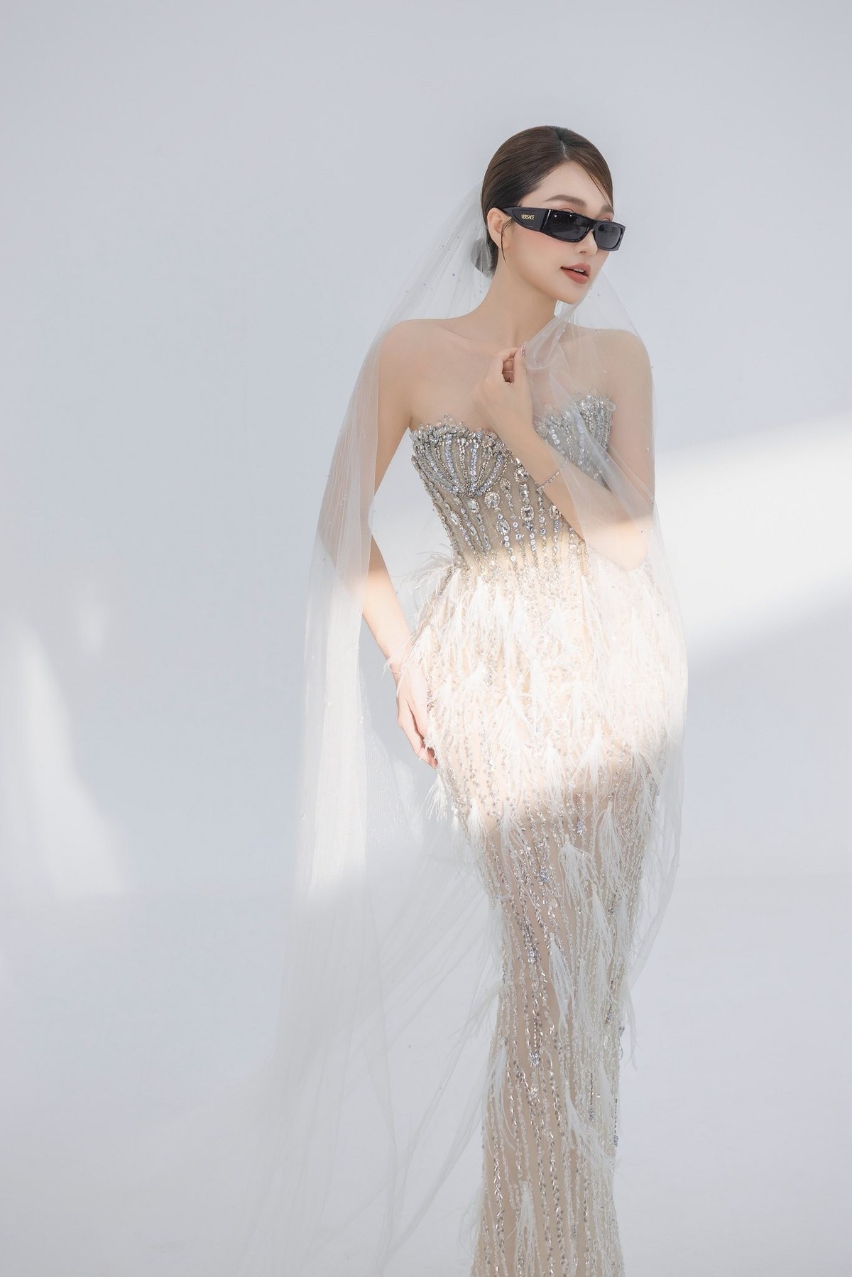 Ngọc Nữ lần đầu đăng ảnh nửa kia là vào dịp lễ 2/9. Kể từ đó, cô và chồng thường xuyên chia sẻ những khoảnh khắc ngọt ngào bên nhau.