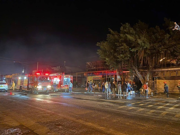 Cháy nhà ở Đắk Lắk khiến 4 người tử vong , điều tra nguyên nhân vụ việc - Ảnh 1.