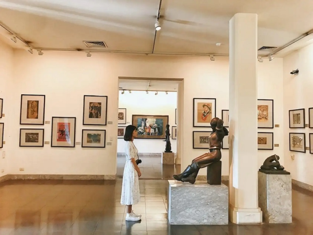 keep-quiet-while-visiting-national-museum-of-fine-arts-hanoi-kuwj-1779109293.png