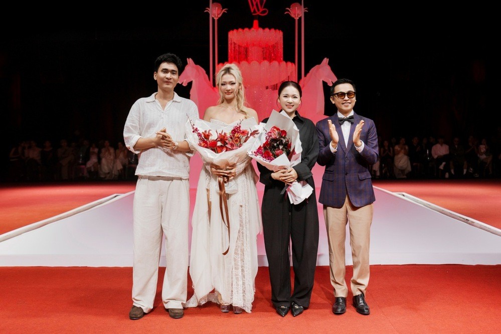 luong-thuy-linh-naomi-hoa-than-thanh-co-dau-trong-vietnam-wedding-week-ccddecfe-1787639670.jpeg