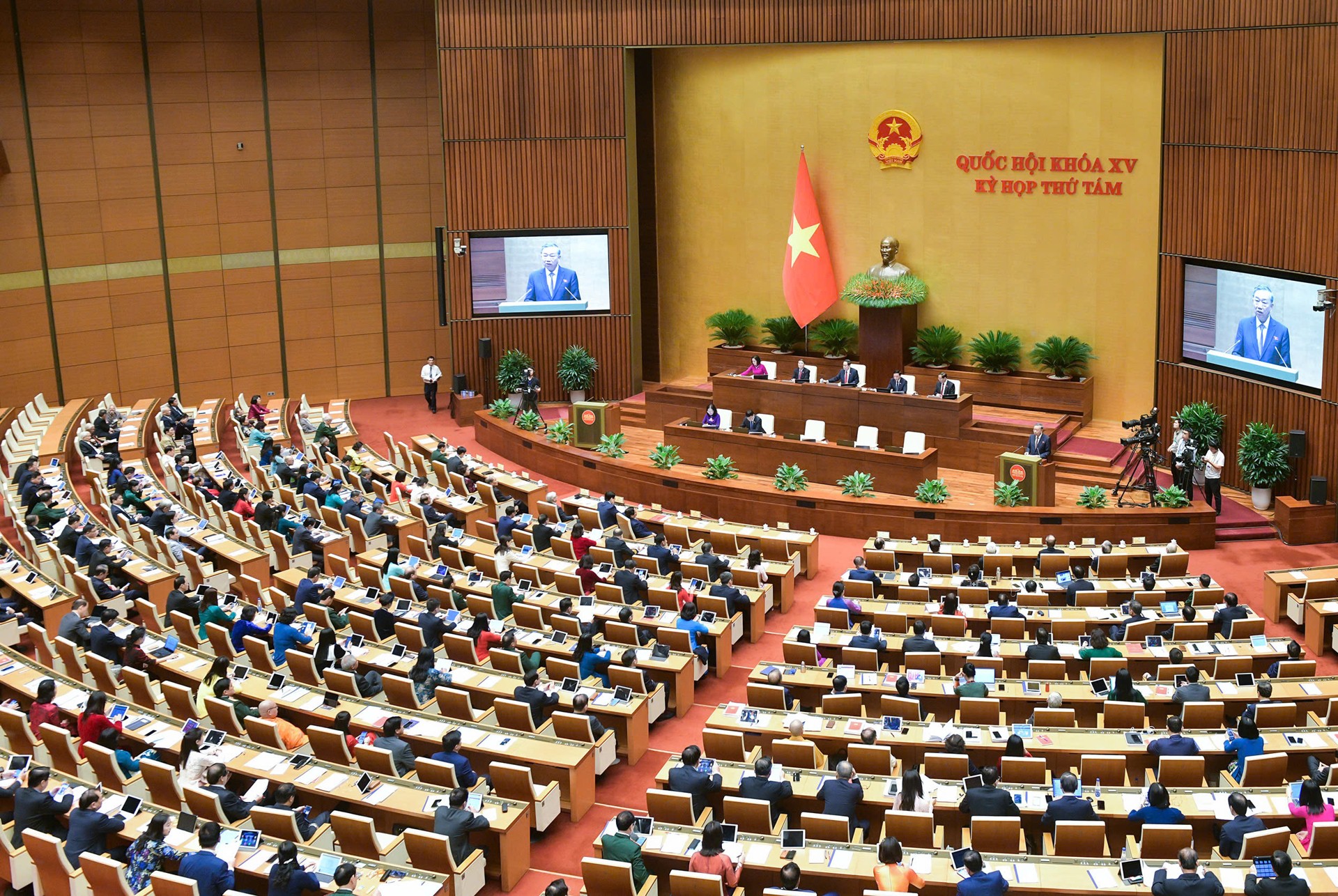 tong-bi-thu-to-lam-3-1633-1729557587.jpg