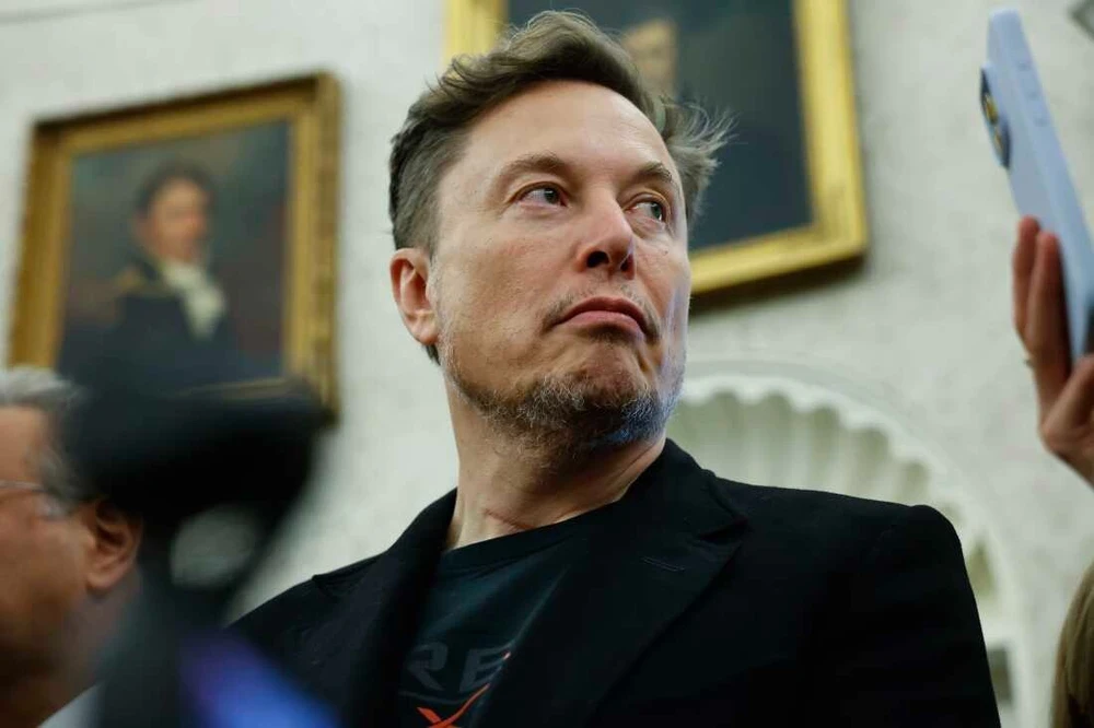 ti-phu-elon-musk-roi-chinh-phu-my-gui-loi-cam-on-den-tong-thong-trump-415-3320jpg-1783043168.webp