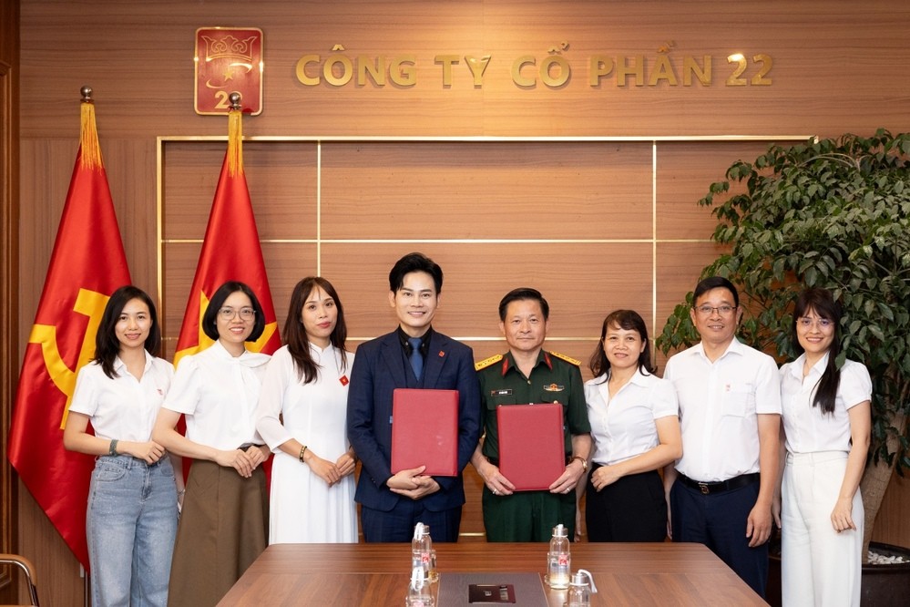 mc-hong-phuc-dong-hanh-cung-cac-hoat-dong-thien-nguyen-cua-bo-quoc-phong-2e4df72e-1784640059.jpg