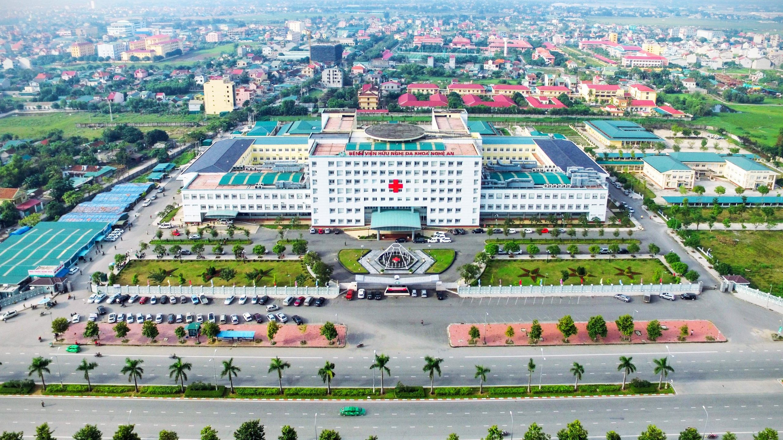 anh-bv-scaled-1787216085.jpg