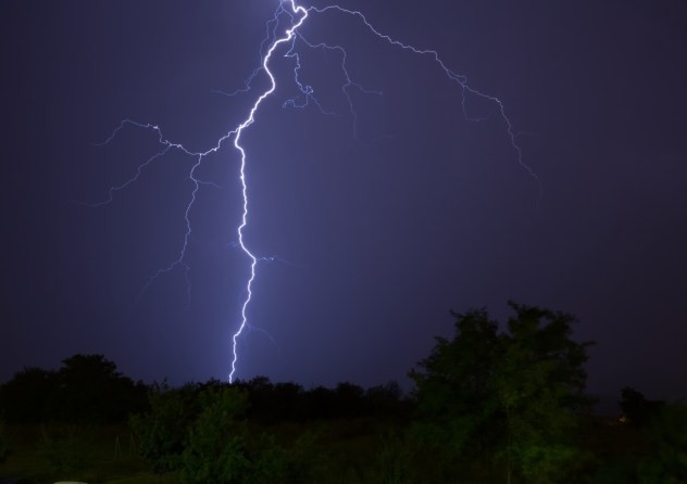 lightning-getty-7-1717576455009298453844-1717581270767-17175812710341121504170-1790318186.jpg