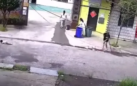 Đôi khi thần chết ngủ quên, phải nói là quá may mắn cho cháu bé