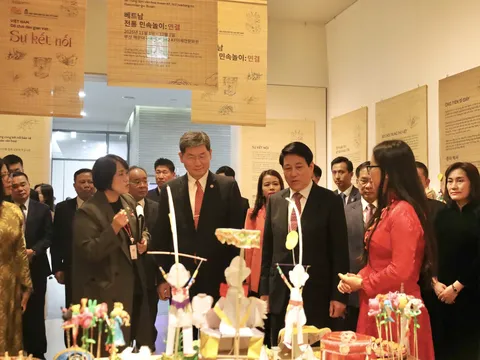 Khai trương không gian trưng bày nghệ thuật sắp đặt "Đồ chơi dân gian Việt: Sự kết nối"