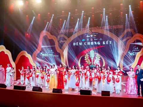 Chung kết MC Nhí toàn quốc năm 2025: 21 tài năng nhí tỏa sáng qua hình tượng anh hùng dân tộc