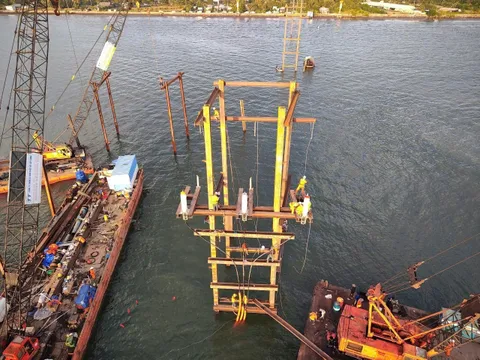 An Giang: Đảm bảo an ninh năng lượng, sản xuất kinh doanh và đời sống người dân Đảo Ngọc