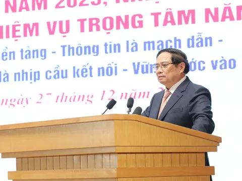 Thủ tướng yêu cầu ngành văn hóa, thể thao và du lịch quán triệt tinh thần "văn hóa thẩm thấu, truyền thông lan tỏa, thể thao vươn tầm, du lịch đột phá"