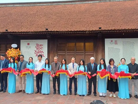 Triển lãm nghệ thuật “Đạo học ngàn năm”