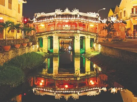 Di sản văn hóa Việt Nam trong dòng chảy truyền thống và hiện đại