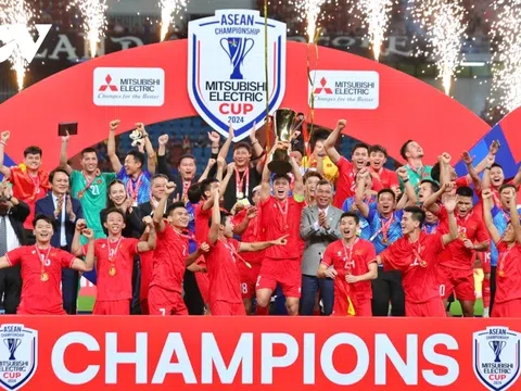 ĐT Việt Nam vô địch ASEAN Cup 2024: Ngạo nghễ vươn mình trên đất Thái