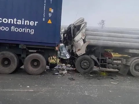 Tai nạn liên hoàn giữa 3 ô tô trên quốc lộ 5 đi Hà Nội, 1 tài xế tử vong tại chỗ