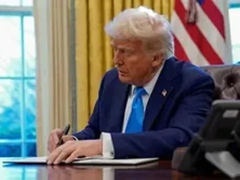 Tòa án Hình sự Quốc tế phản pháo sắc lệnh trừng phạt của ông Trump