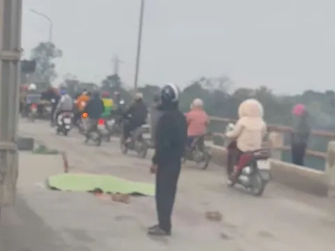 Người đàn ông bị xe tải tông tử vong khi đi tập thể dục