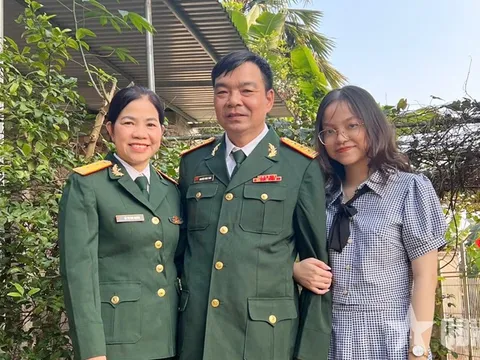 Nữ thanh niên Nguyễn Phương Huyền: Tự hào làm đồng đội với bố mẹ