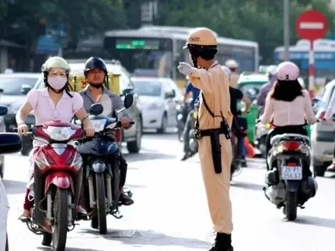 Từ 2025, người đi xe máy chỉ cần vi phạm lỗi nhỏ phổ biến này sẽ bị phạt 14 triệu đồng, ai cũng cần chú ý