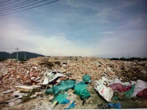 Quy Nhơn - Bình Định: Nhức nhối vấn nạn kéo dài chưa được giải quyết tại “Con đường xà bần” Điện Biên Phủ