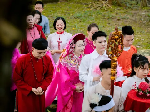 Lễ mừng đồng 35 niên của Nghệ nhân Ưu tú Lương Thị Nguyên: Tri ân cội nguồn, tiếp nối đạo Mẫu