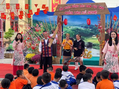 Hương sắc vùng cao giữa lòng thành phố: Ngày hội văn hóa đặc sắc tại Bảo tàng Nghệ An