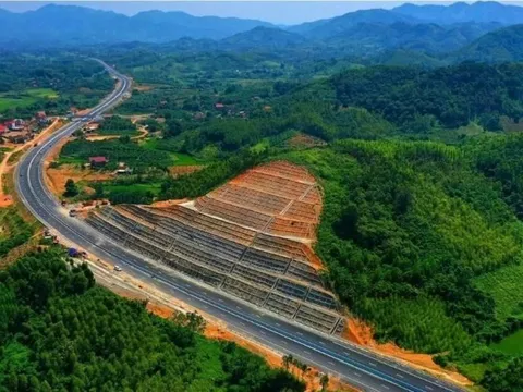 Cao tốc Vinh – Thanh Thủy gần 24.000 tỷ đồng: Đề nghị kiểm tra lại suất vốn đầu tư để tránh lãng phí