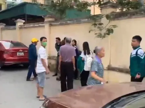 Nghệ An: Xác minh vụ người đàn ông hành hung 2 nam sinh trên đường Đinh Công Tráng