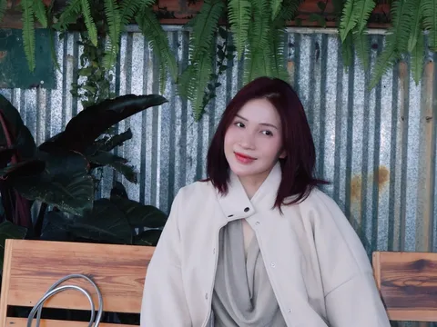 Cuộc sống kín tiếng của Khả Như: Lặng lẽ giữ lửa nghề, trân trọng những điều bình dị