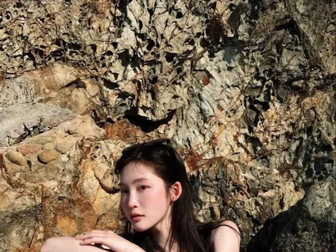 Juky San xin lỗi vụ chụp ảnh bikini tại Giếng Tiên Quy Nhơn, gây tranh cãi vì yếu tố tâm linh